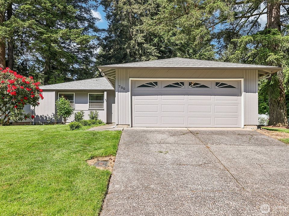 1st image of 700 NE 132nd Avenue