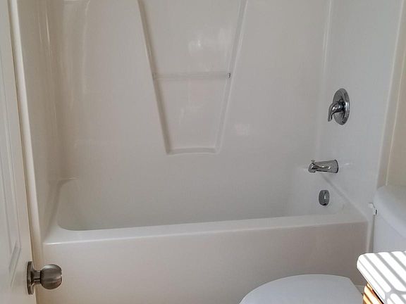 3rd image of 7719 Oliver Park Dr