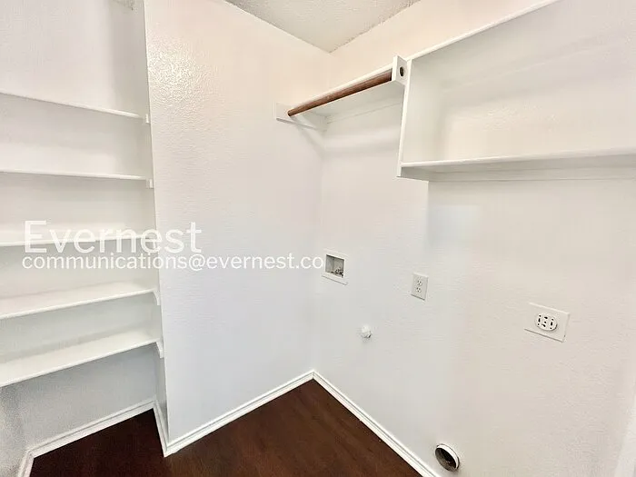 7912 Boylston Dr — Photo 21