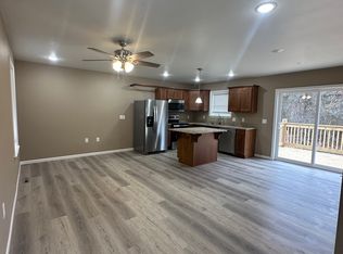 171 Redbud St, Hollister, MO 65672