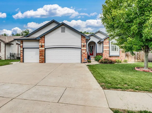 1212 N High Park Dr, Derby, KS 67037