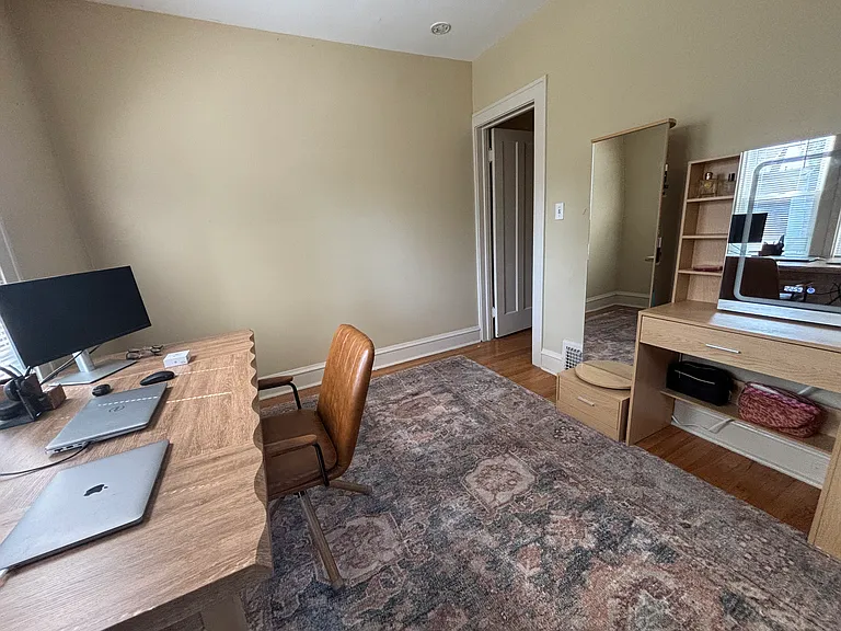 1239 Hathaway Ave — Photo 15