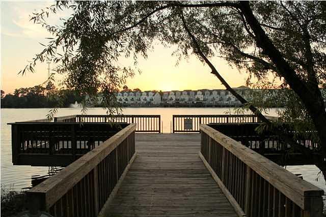 2nd image of 4927 Lake Palmetto Ln