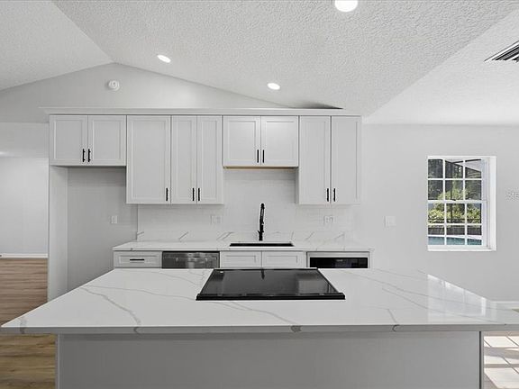 3rd image of 2 ELDER PLACE