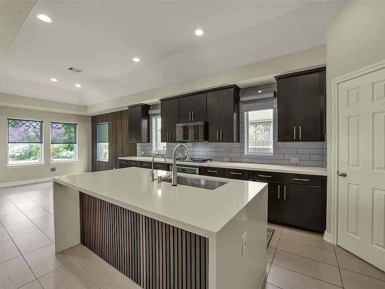 10919 Walts Run Ln — Photo 23