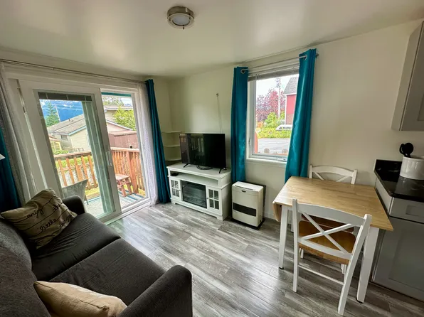 426 3rd Ave, Seward, AK 99664