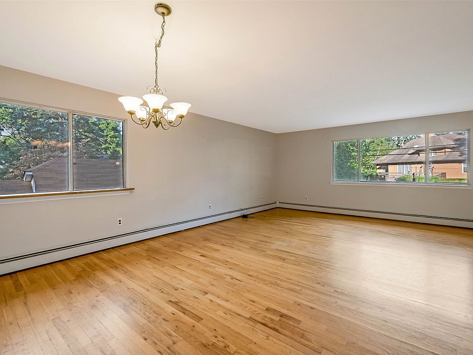 31 Talmadge Drive, Huntington Station, NY 11746 Zillow