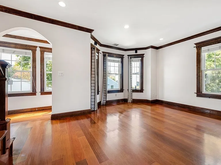 76 Taft Ave #2 — Photo 14