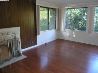 7558 Circle Hill Dr, Oakland, CA