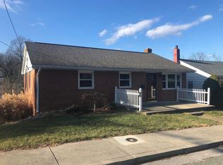 202 Lake Ave, Staunton, VA 24401