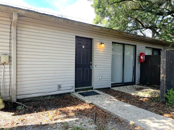 6801 Tiki Ln #2, Pensacola, FL 32503