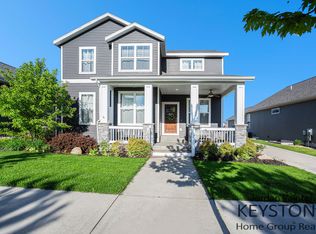 1088 Graystone Rd, Holland, MI 49423