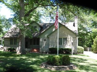 1822 Richview Rd, Mount Vernon, IL 62864