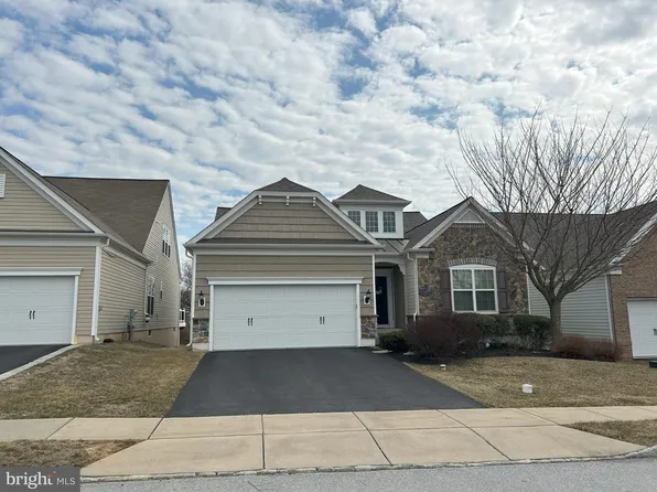 484 Hallman Ct, Downingtown, PA 19335