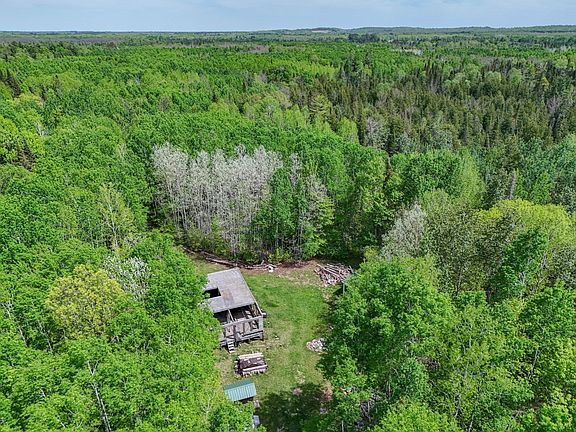 4th image of 68990 Great River Rd