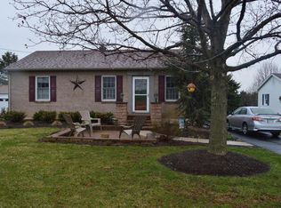 625 Donnerville Rd, Lancaster, PA 17603