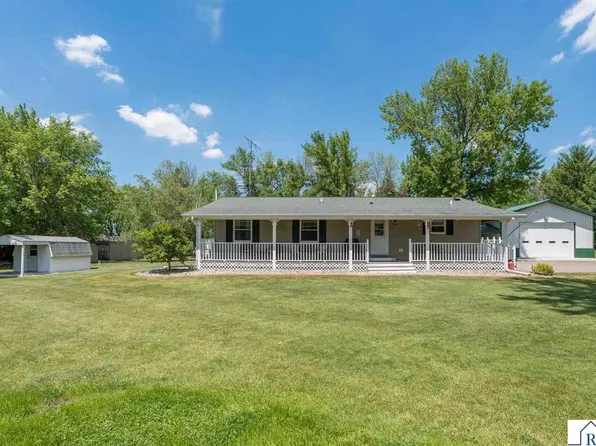 1106 N Main St, Janesville, MN 56048
