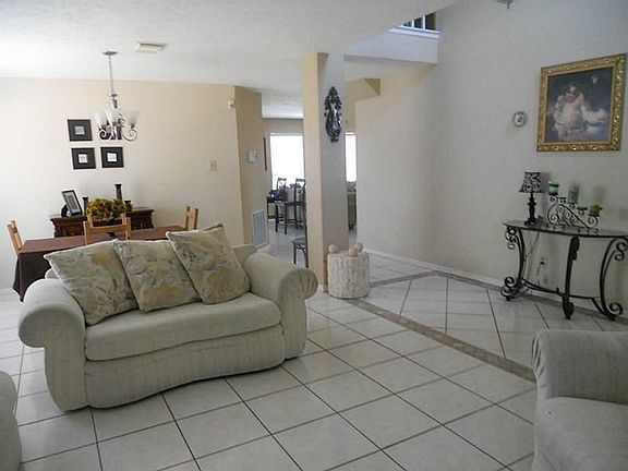 5th image of 6415 Bayou Crest Dr