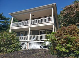 12 Hood St, Attleboro, MA 02703