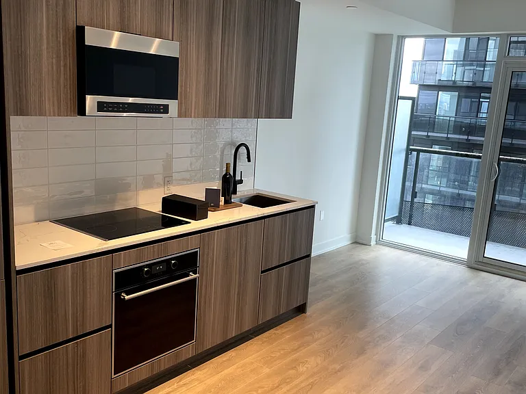 117 Broadway Ave #3013 — Photo 2