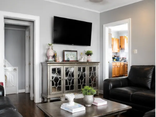 312 Neptune Ave Floor 2, Jersey City, NJ 07305