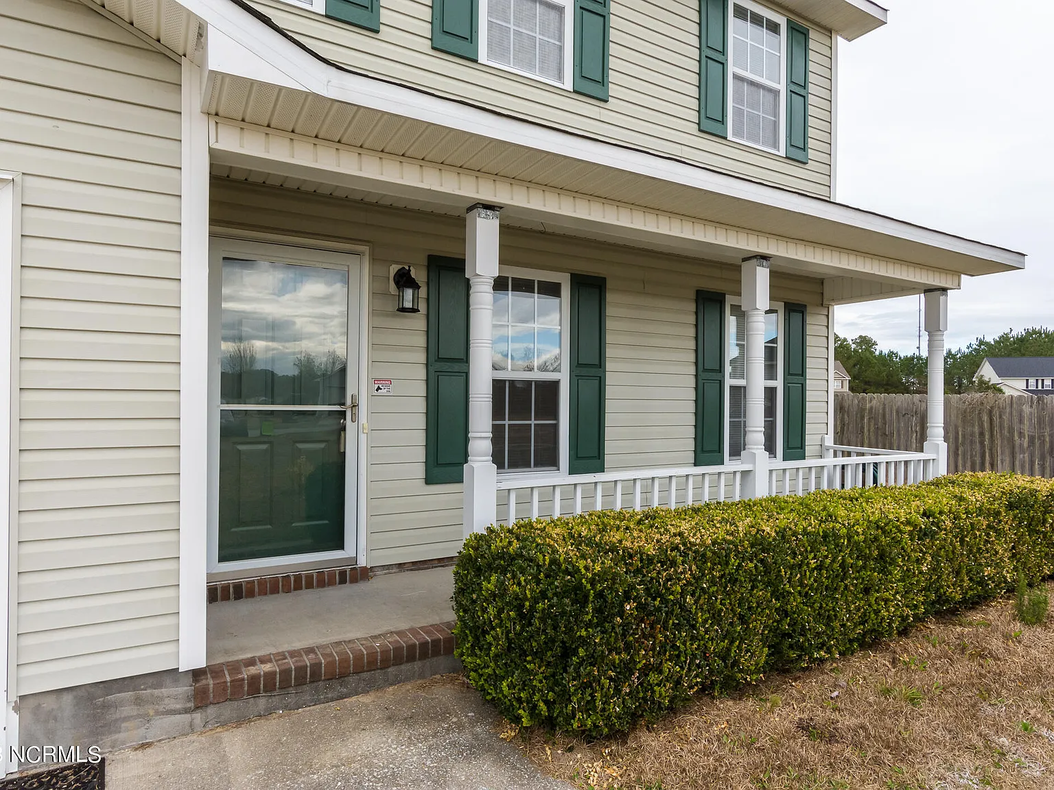 4 bed, 2.5 bath, 1650 sqft, $1,850 — Photo 4