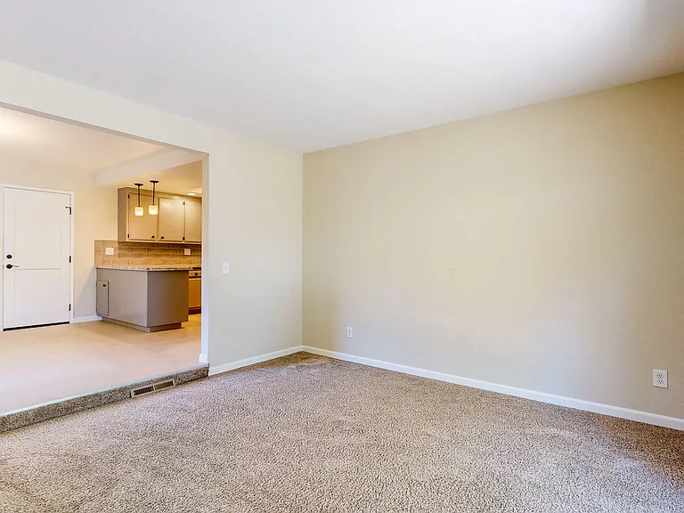 2146 Rivera Dr — Photo 27