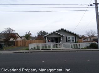 635 W J St, Oakdale, CA