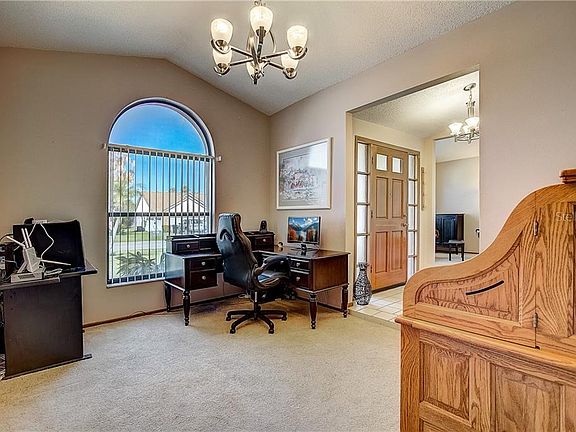 5th image of 12629 Newfield Dr