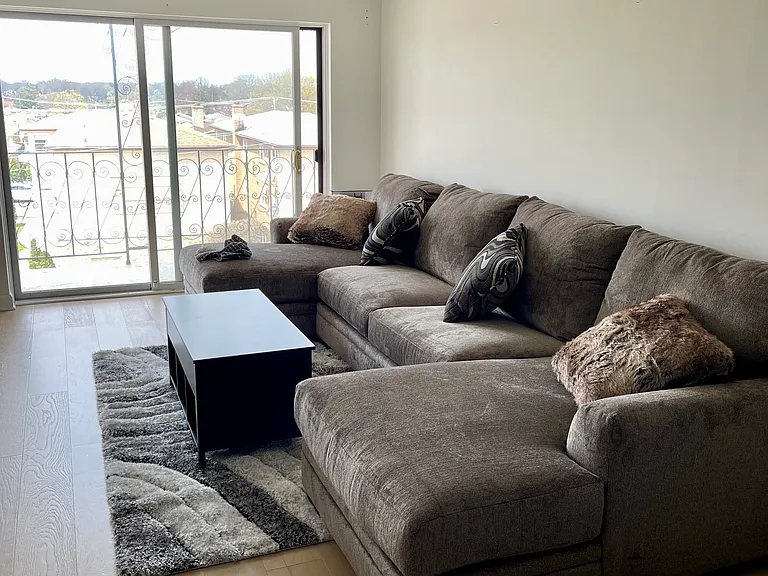 7525 W Lawrence Ave #403 — Photo 8