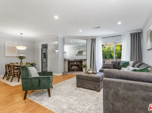 15080 Victory Blvd Unit 204, Van Nuys, CA 91411