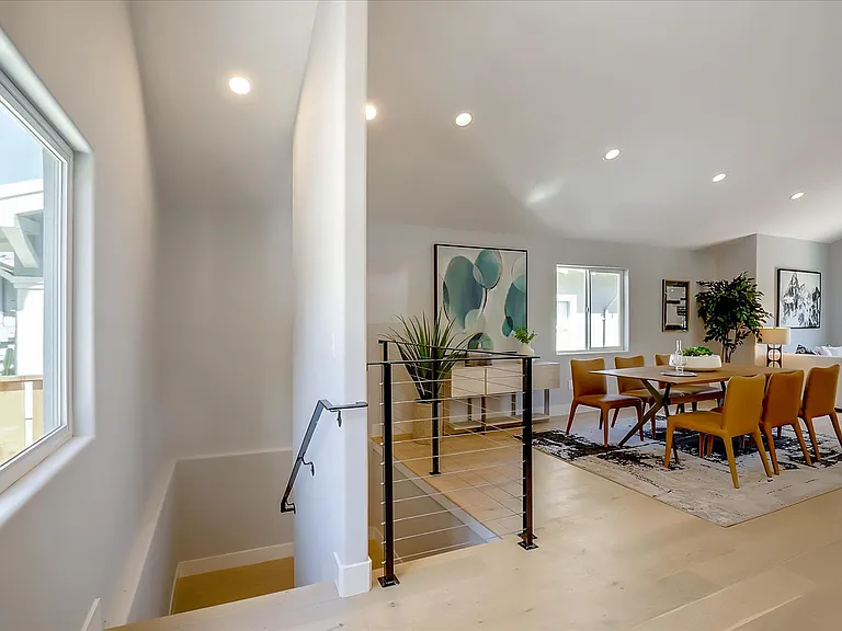 914 Everett Ave — Photo 17