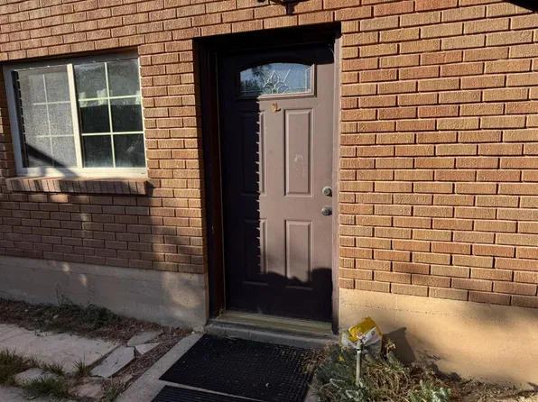 525 W Elberta Dr, Pleasant View, UT 84414