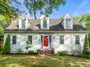 8 Friendship Lane, Buzzards Bay, MA 02532