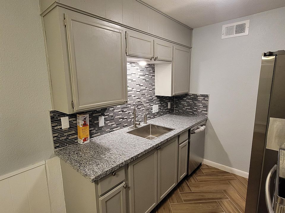 425 North Gilmer Street 11 Apartment Rentals Killeen, TX Zillow