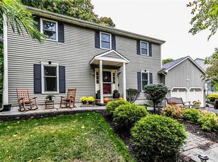 4505 Lamplighter Ln, Manlius, NY 13104
