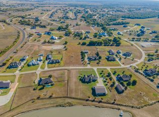 3131 Creekside Dr, Ponder, TX 76259