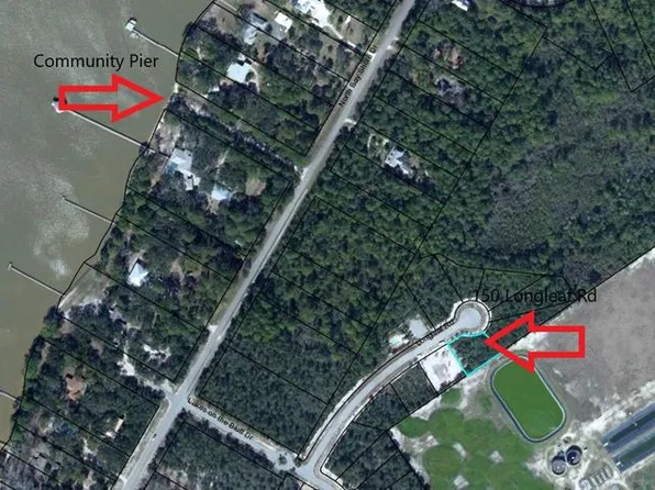 150 Longleaf Rd, Eastpoint, FL 32328