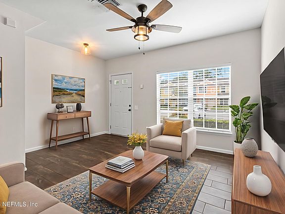 3rd image of 12311 KENSINGTON LAKES Drive #1904