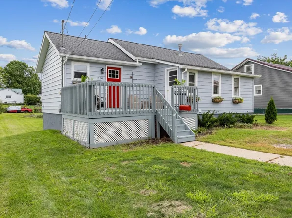 1014 Sycamore St, Tipton, IA 52772