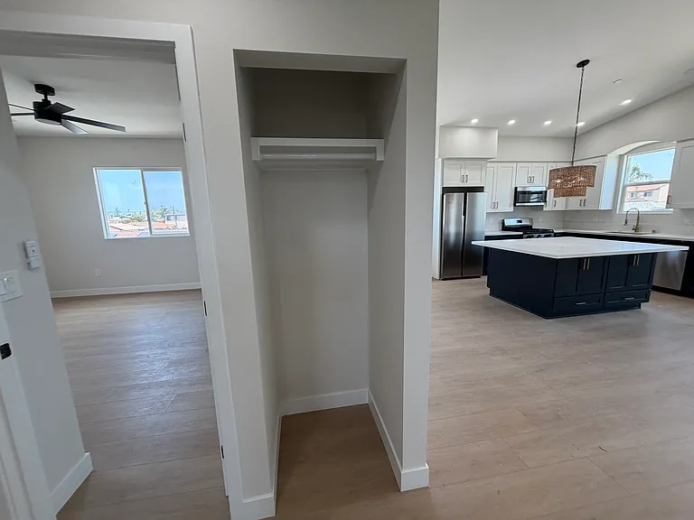 1184 Florence St — Photo 12