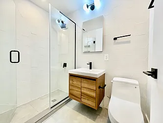 Rented by HOLTON REAL ESTATE INC.