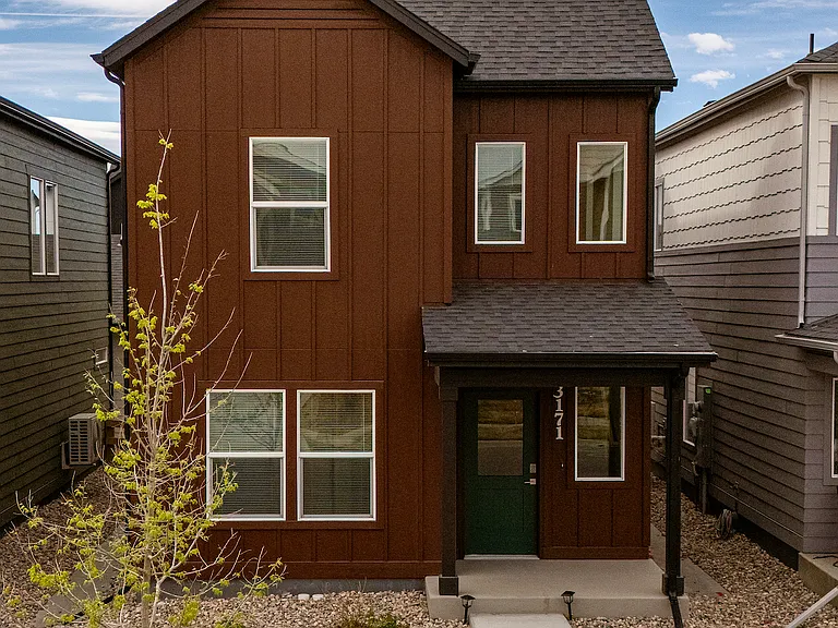 Beautiful 4-bedroom home in Fort Collins with modern curb appeal and 2-car garage_perfect for families or professionals!