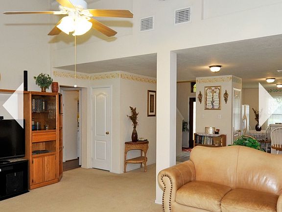 3rd image of 3330 Starbridge Park Ln