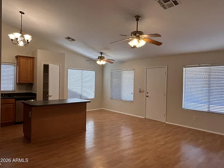 2346 E Devon Ct — Photo 5
