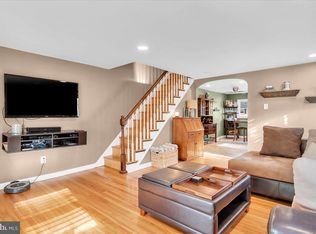 2826 Shelley Rd, Philadelphia, PA 19152