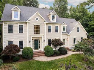 21 Hearthstone Rd, Hopkinton, MA 01748