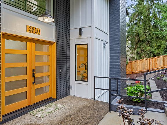 3rd image of 3810 Spring Blvd