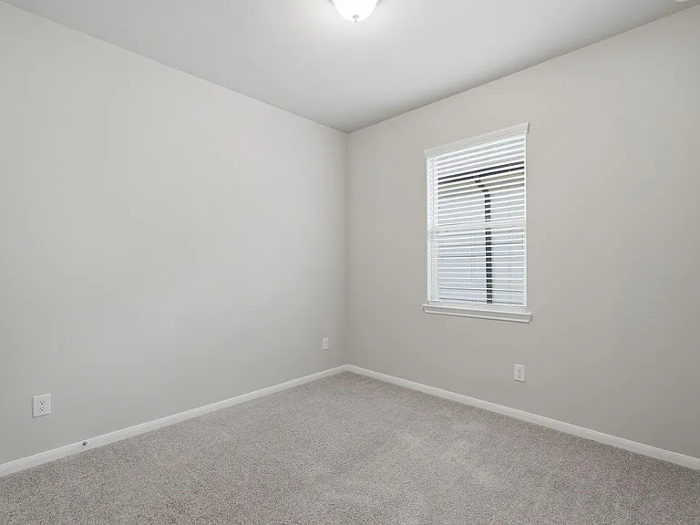 10406 Milford Woods Ln — Photo 31