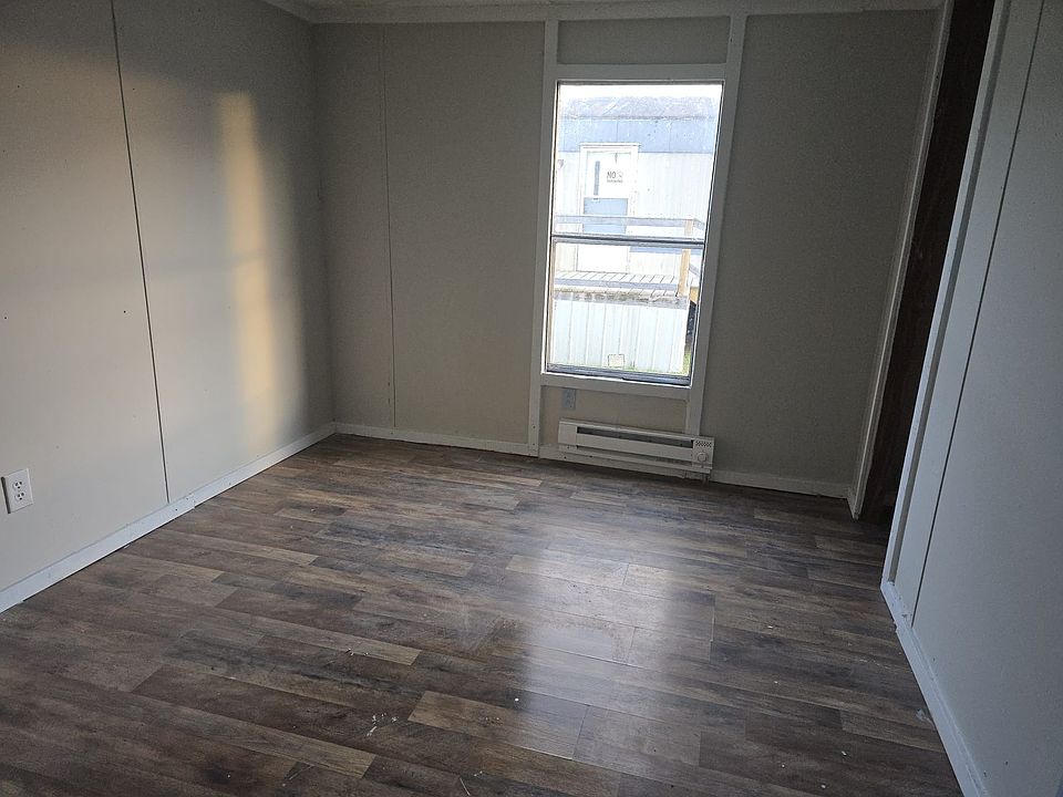 2nd image of 47 Moore Ln